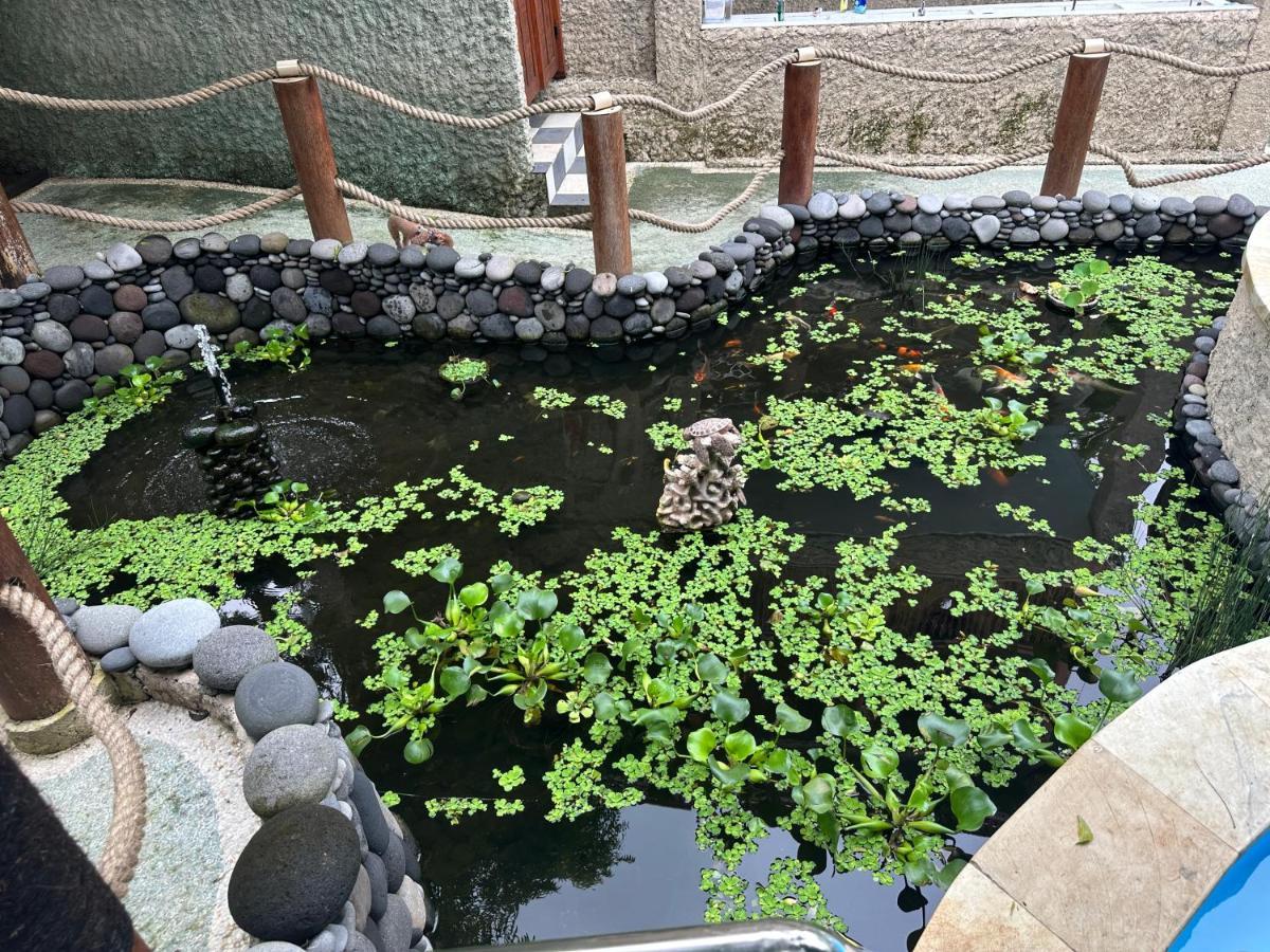 Lunar Dive Resort: Bamboo Villas Kubu Exterior photo